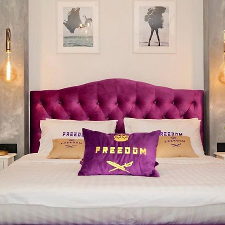 Don Papa Apartments In City Center Kiev Extérieur photo