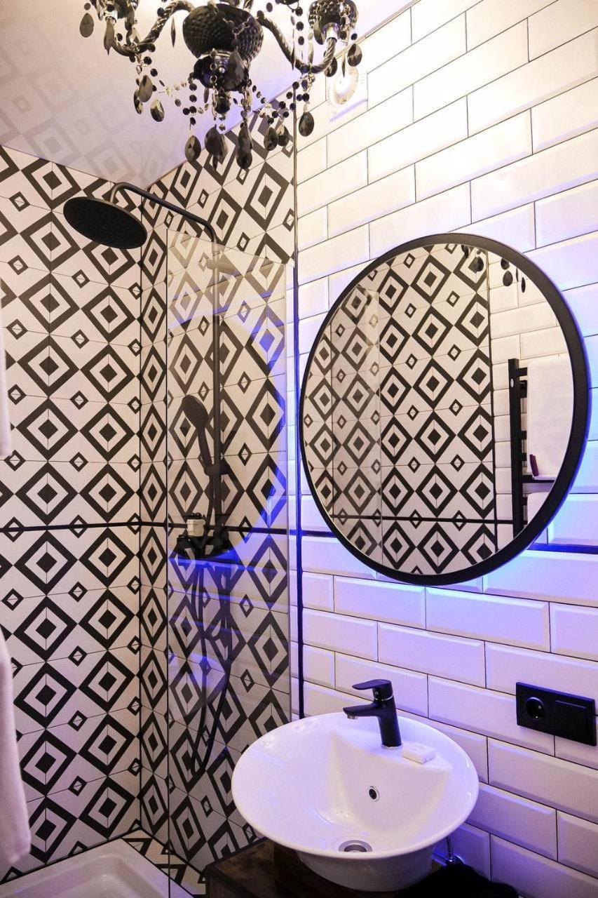 Don Papa Apartments In City Center Kiev Extérieur photo